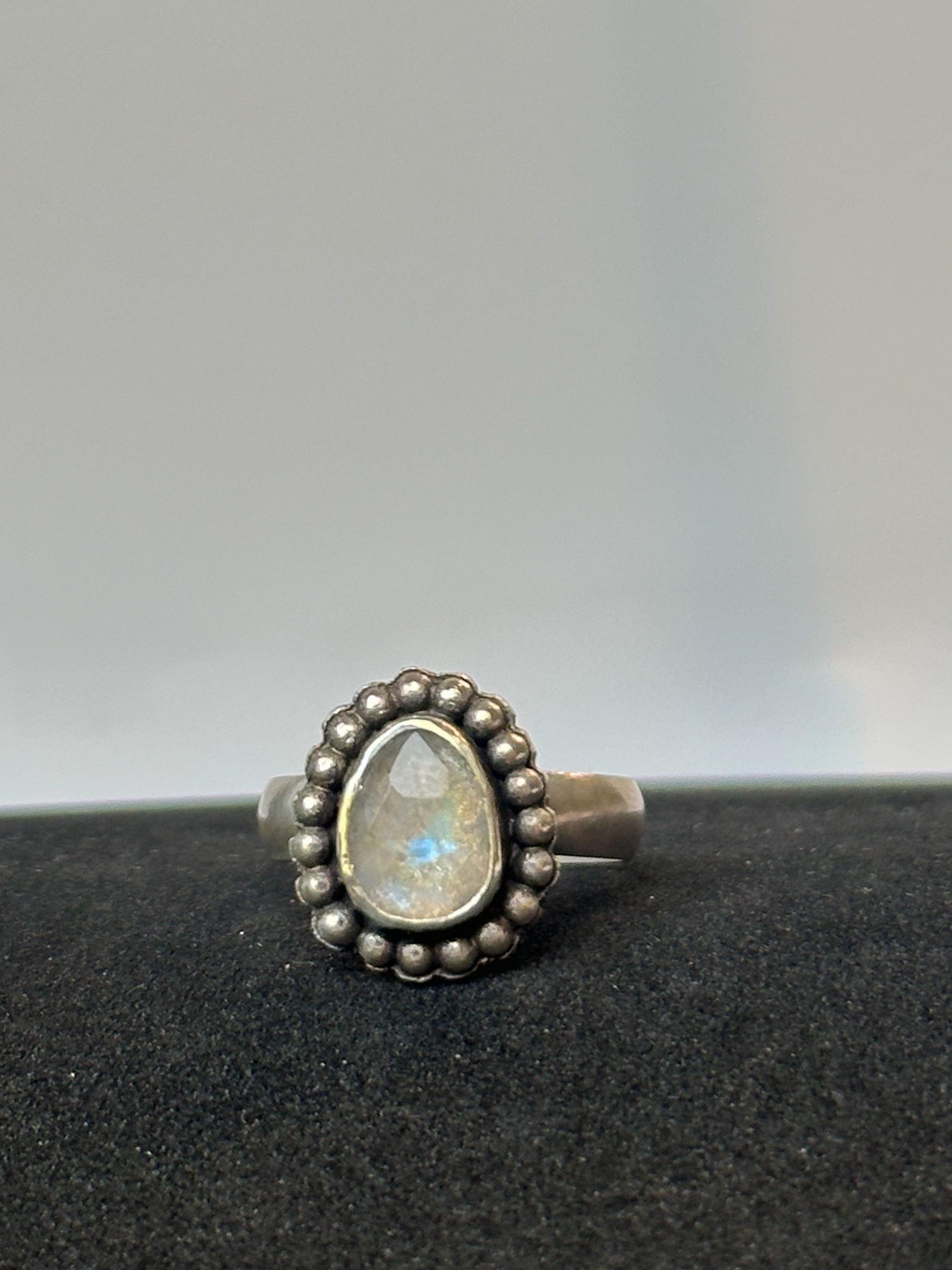 Moonstone Sugar Cookie Ring | size 8
