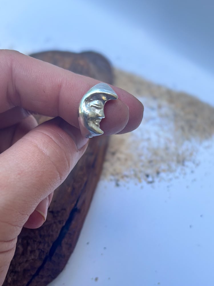 crescent moon face signet