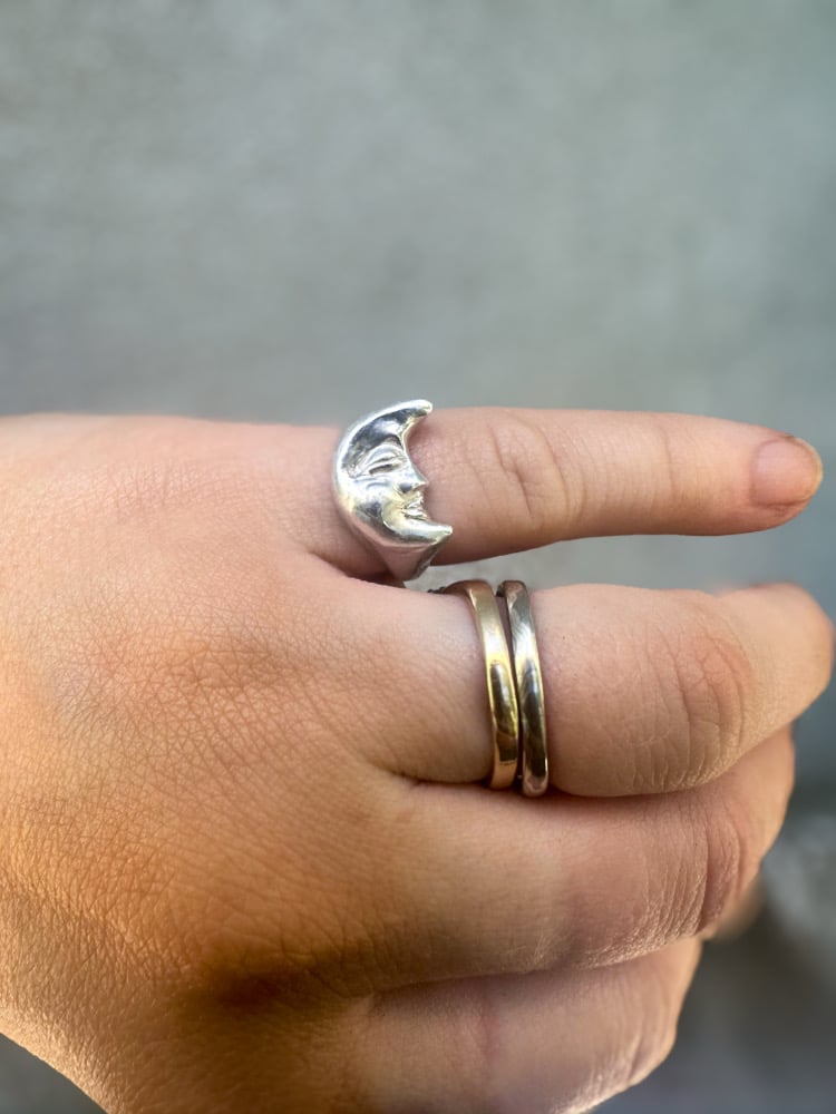 crescent moon face signet