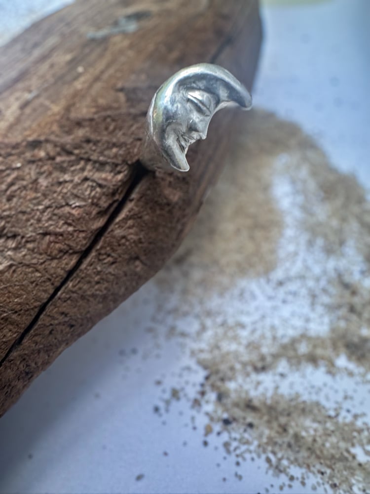 crescent moon face signet