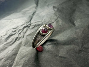 Winza Sapphire & Star Dust Halo Ring | Made to Size
