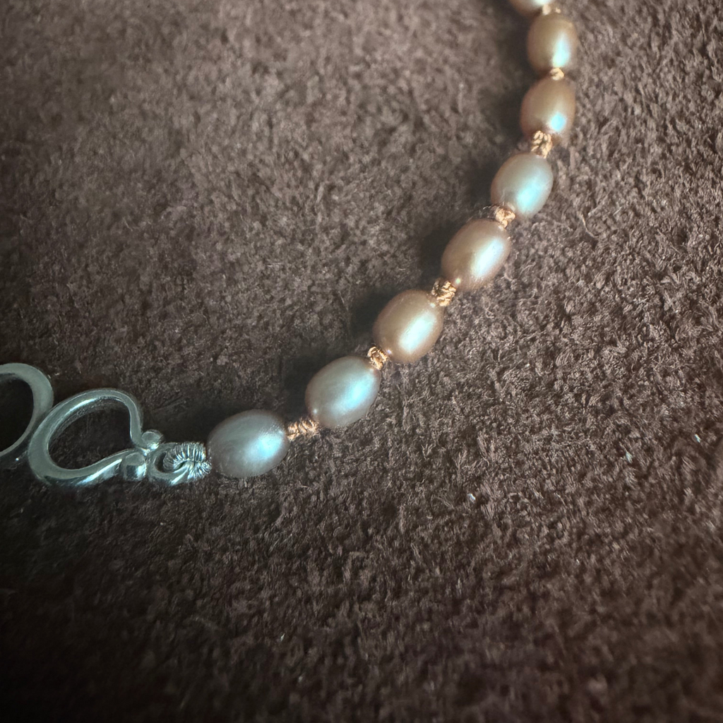 Not your Mommas Bourbon Pearl choker
