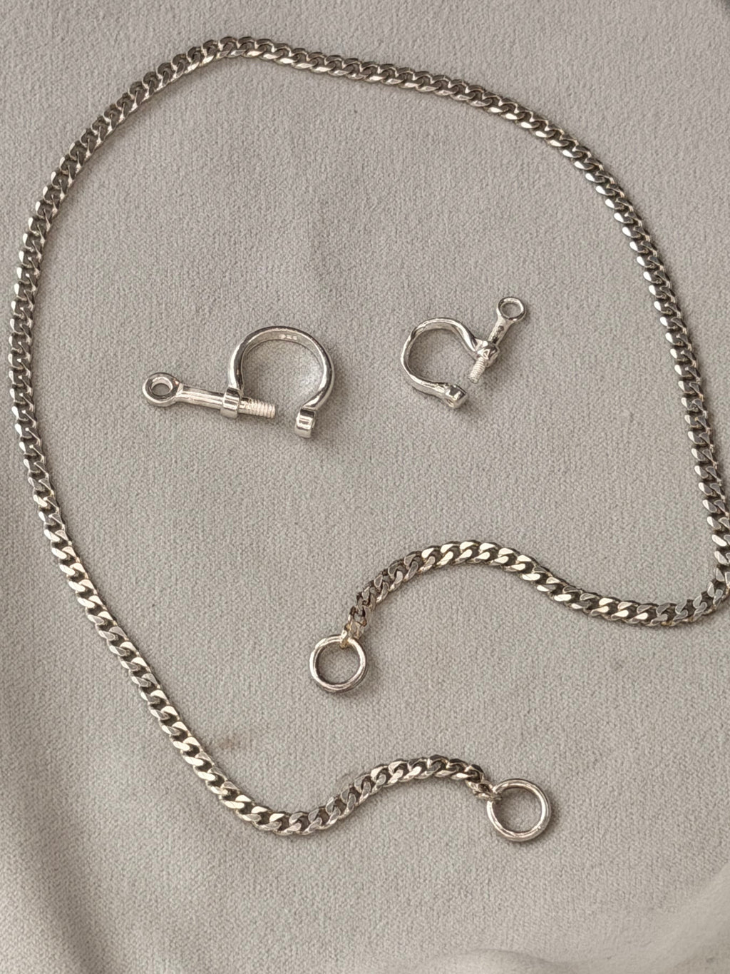 Essential Curb Chain
