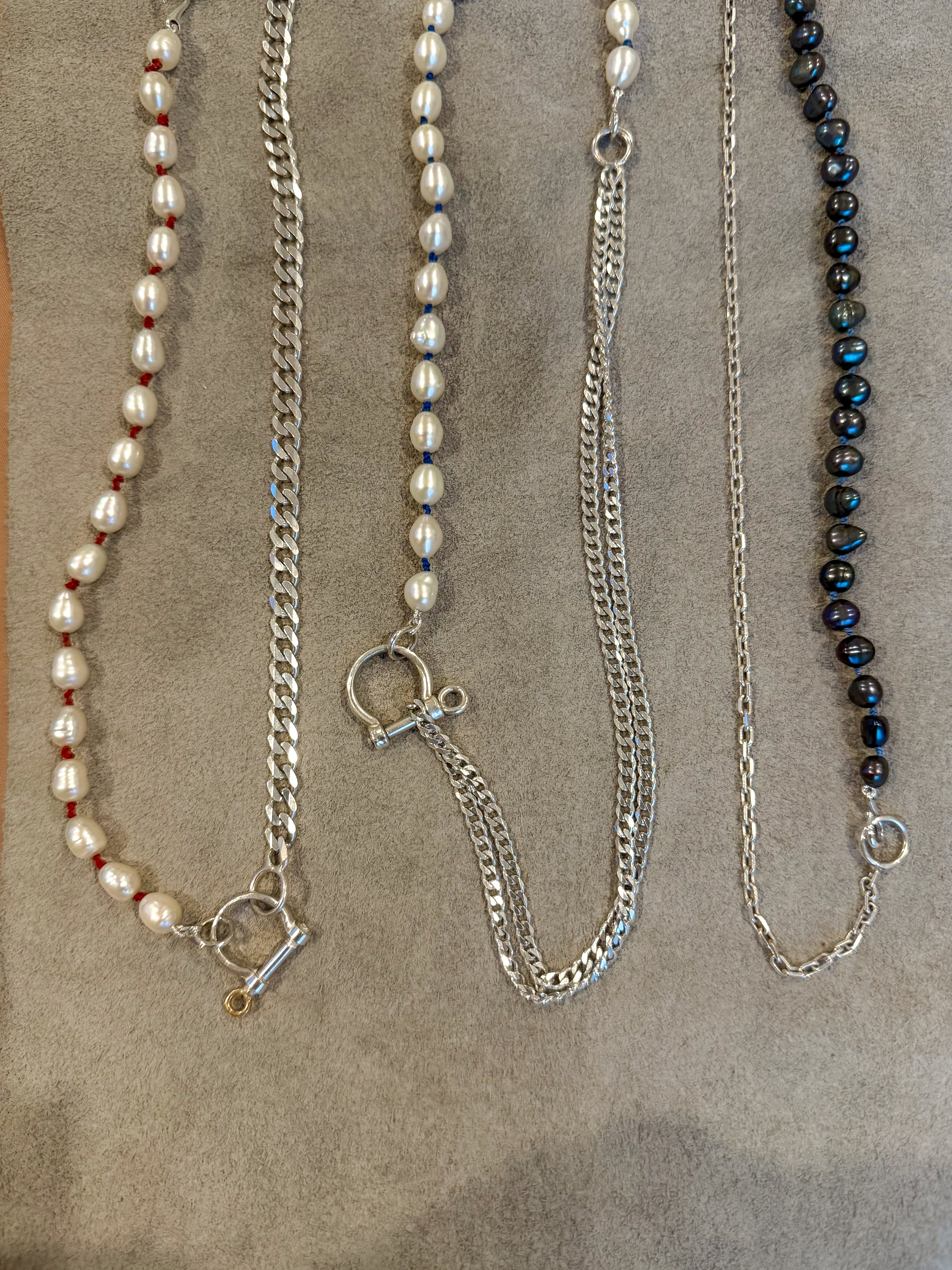 Not your Mommas Gleaming Pearl 8" Strand | Blue knots