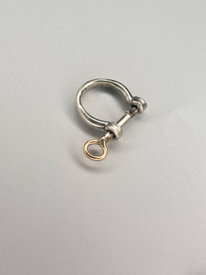 Mixed Metal | Silver Bow Shackle & 10k - Jane Sydney Studio