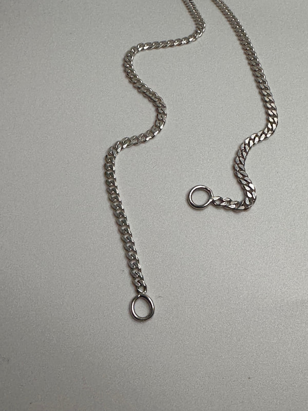 Essential Curb Chain | charm ends