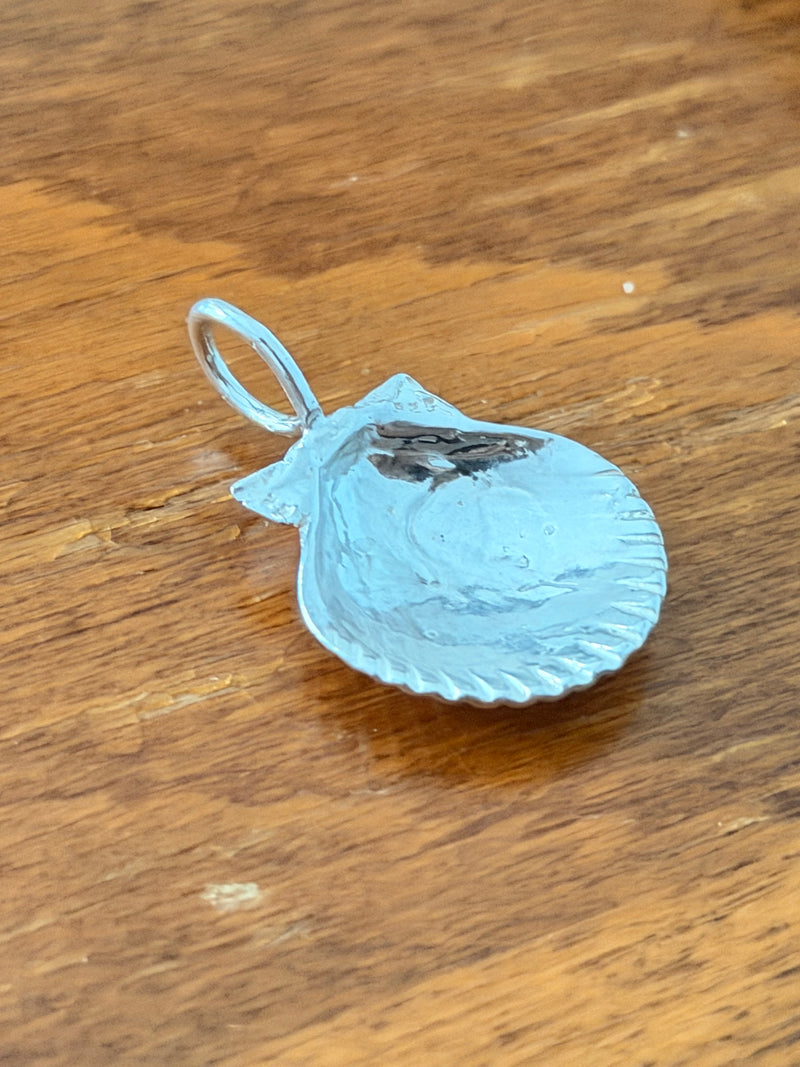 Silver Scallop Shell charm
