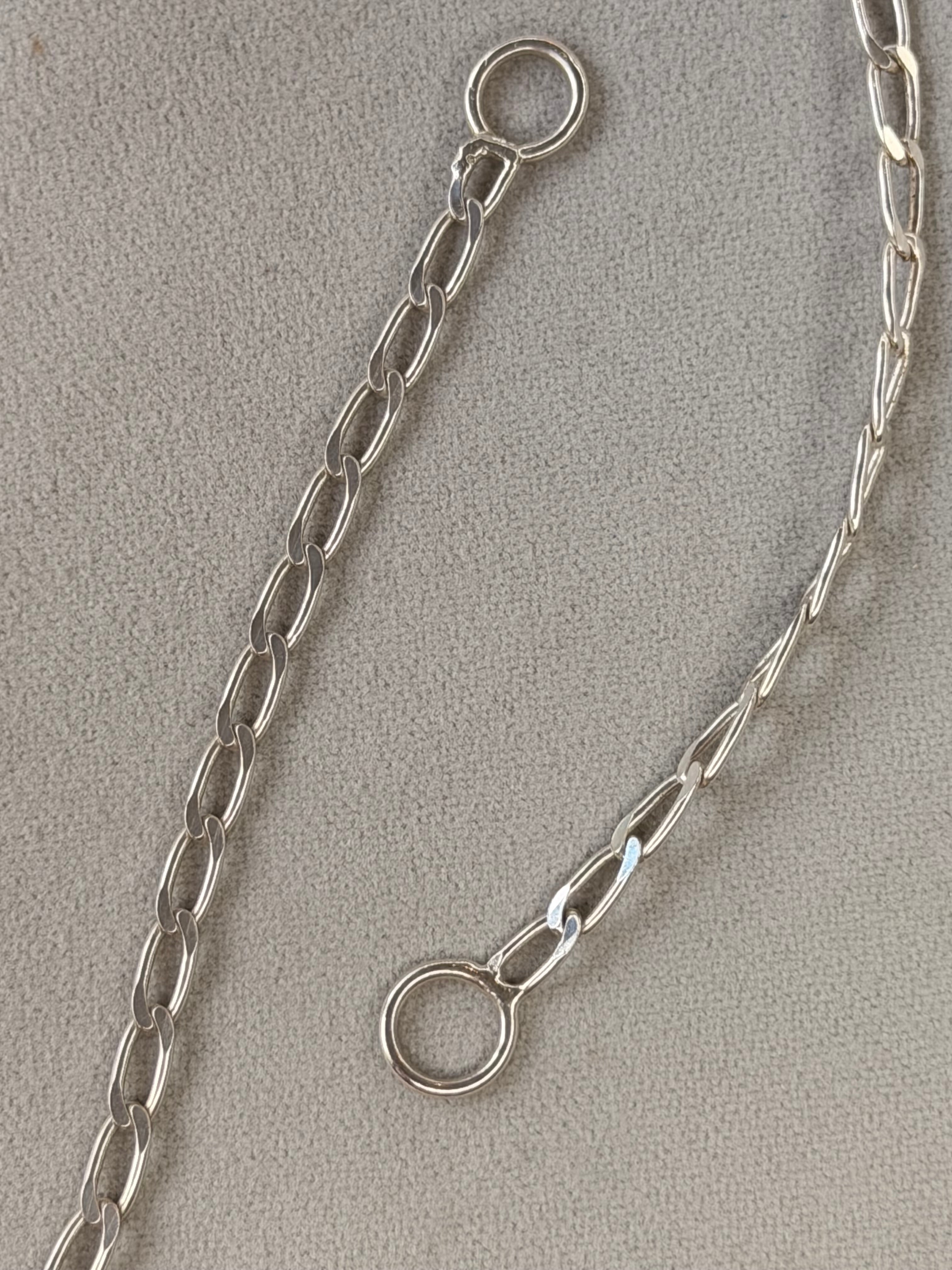 Elongated Curb Charm End Chain