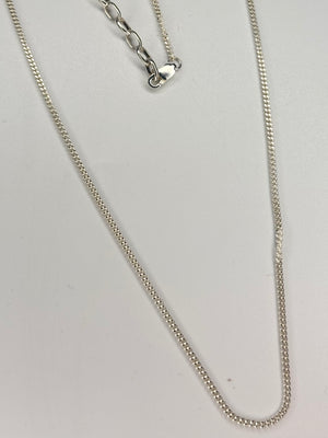 Classic itty Curb Chain | lobster clasp