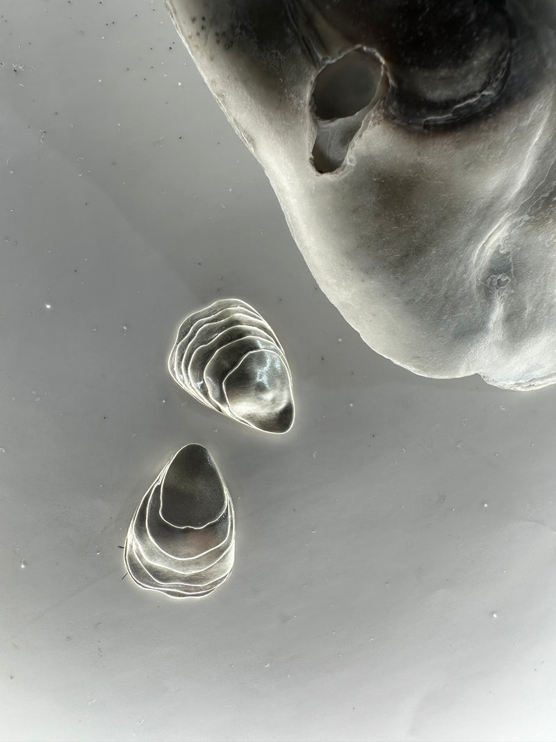 Silver Brackish Oyster Charm - Jane Sydney Studio