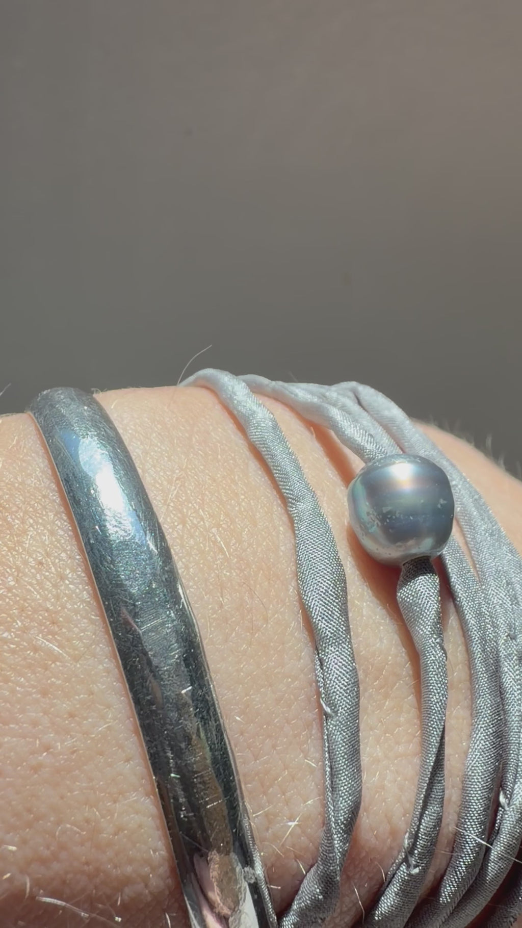 Tahitian Pearl on Silk line W/ silver hook