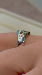 Several Sapphire's wavy Signet