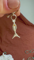 Yellow eyed bubble tail fish | OOAK bow shackle necklace bundle