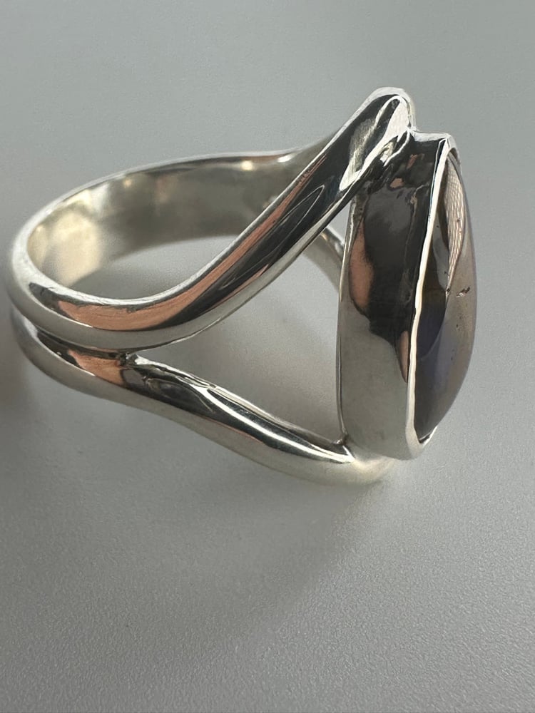 wood replacement boulder opal ring | size 12.5
